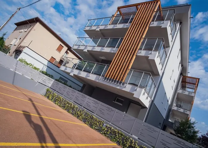 Апартаменты Luisa - Bella Casa *